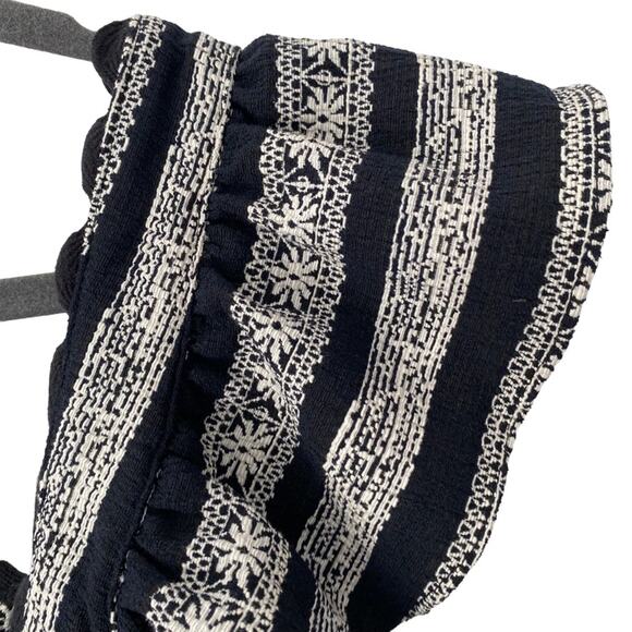 Kourt Embroidered Black Scalloped Top size medium Boho size medium - Picture 4 of 10